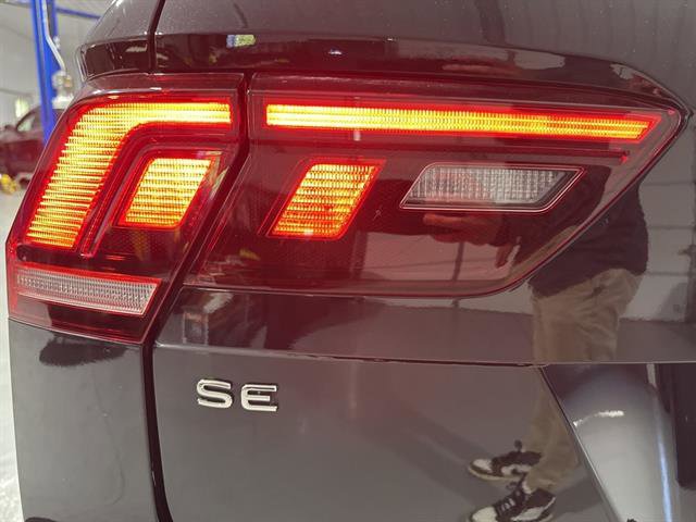 Certified 2024 Volkswagen Tiguan SE R-Line image 41