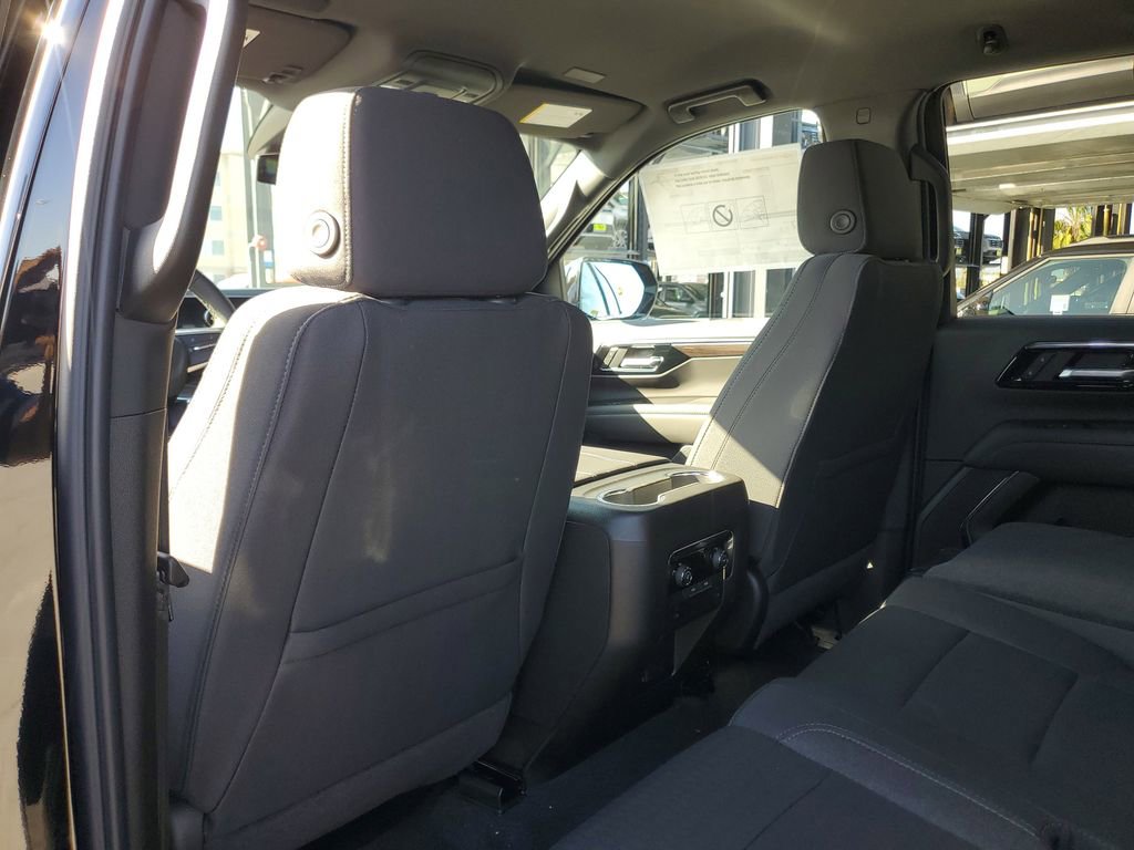 New 2026 Chevrolet Tahoe LS image 13