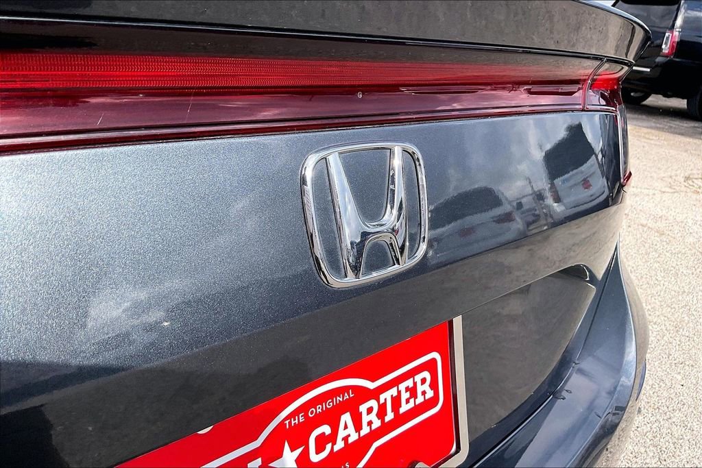 Used 2024 Honda Civic EX-L image 27