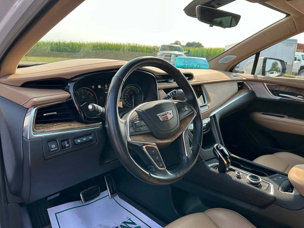 Used 2023 Cadillac XT5 Sportv w/ Platinum Package AWD/4WD image 12