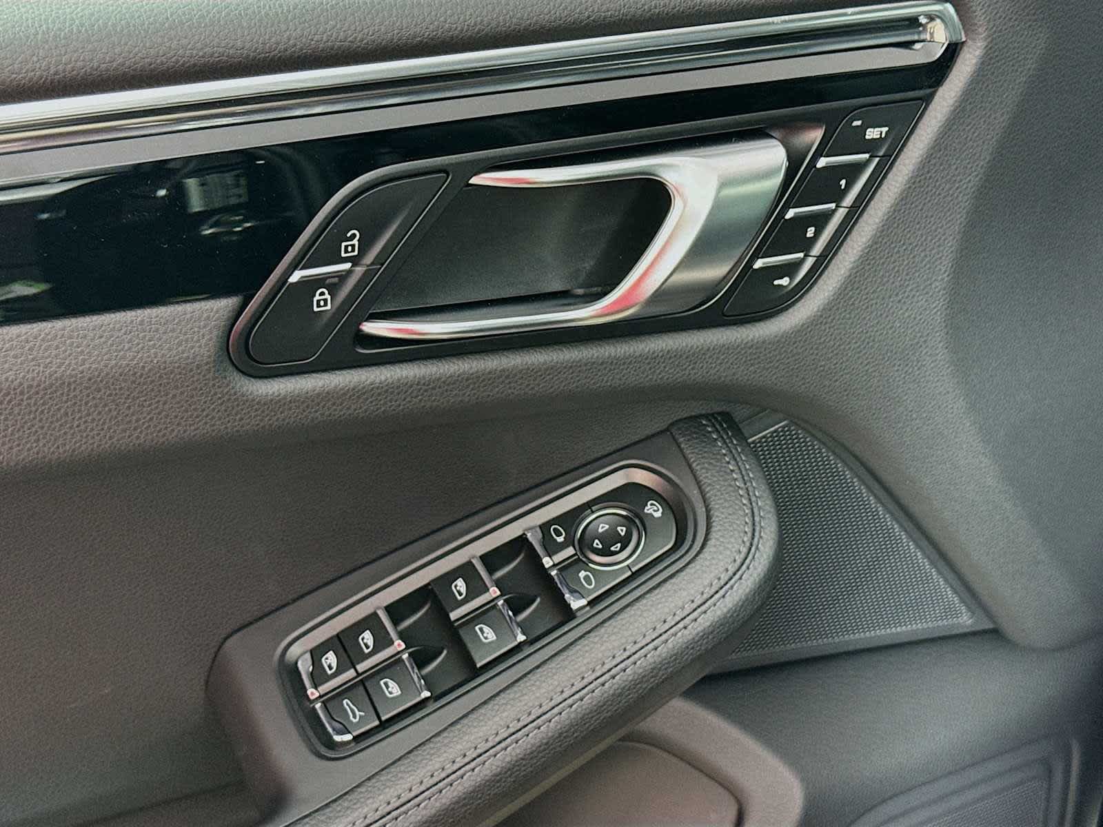 New 2025 Porsche Macan AWD/4WD image 14