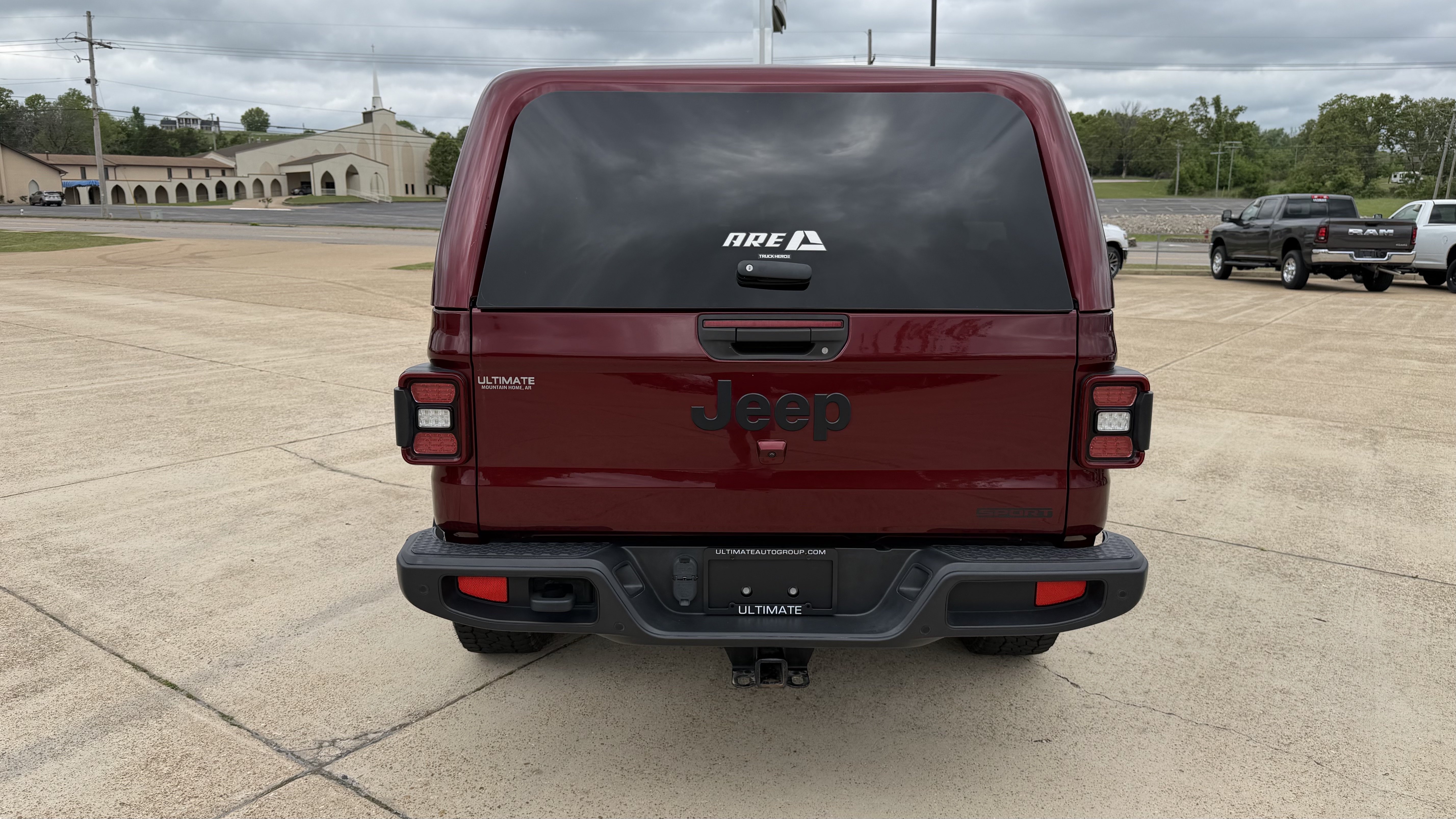 Used 2021 Jeep Gladiator Sport AWD/4WD image 6