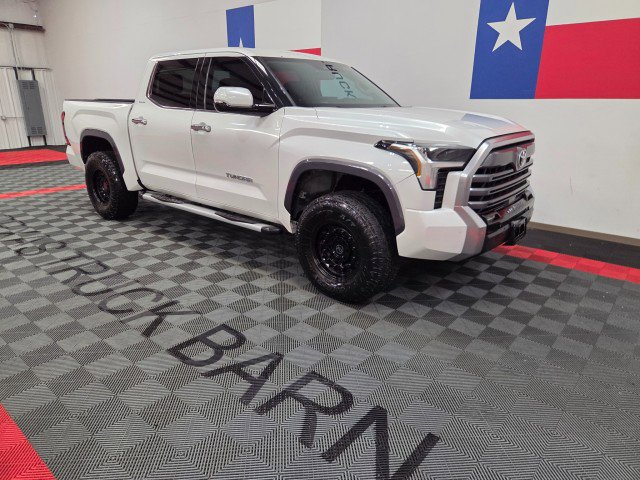 Used 2022 Toyota Tundra Limited image 18