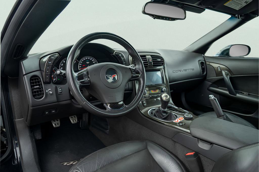 Used 2013 Chevrolet Corvette 427 w/ 1SB Preferred Equipment Group image 33