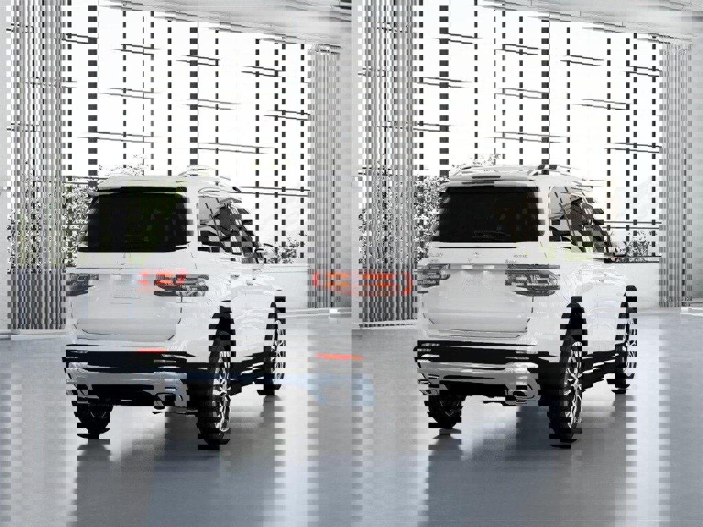 New 2026 Mercedes-Benz GLB 250 4MATIC image 23