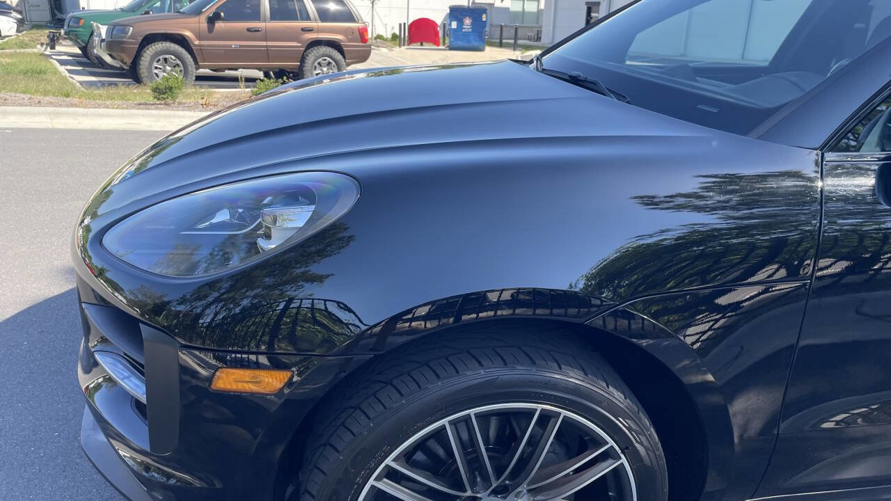 Used 2019 Porsche Macan S AWD/4WD image 10