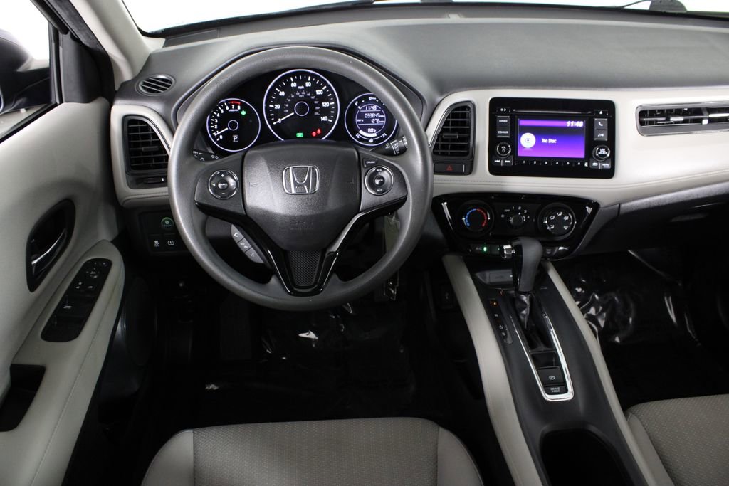 Used 2016 Honda HR-V LX image 6