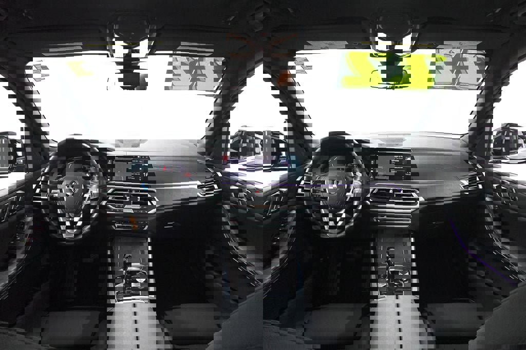 Used 2022 BMW X5 xDrive40i w/ Parking Assistance Package image 7