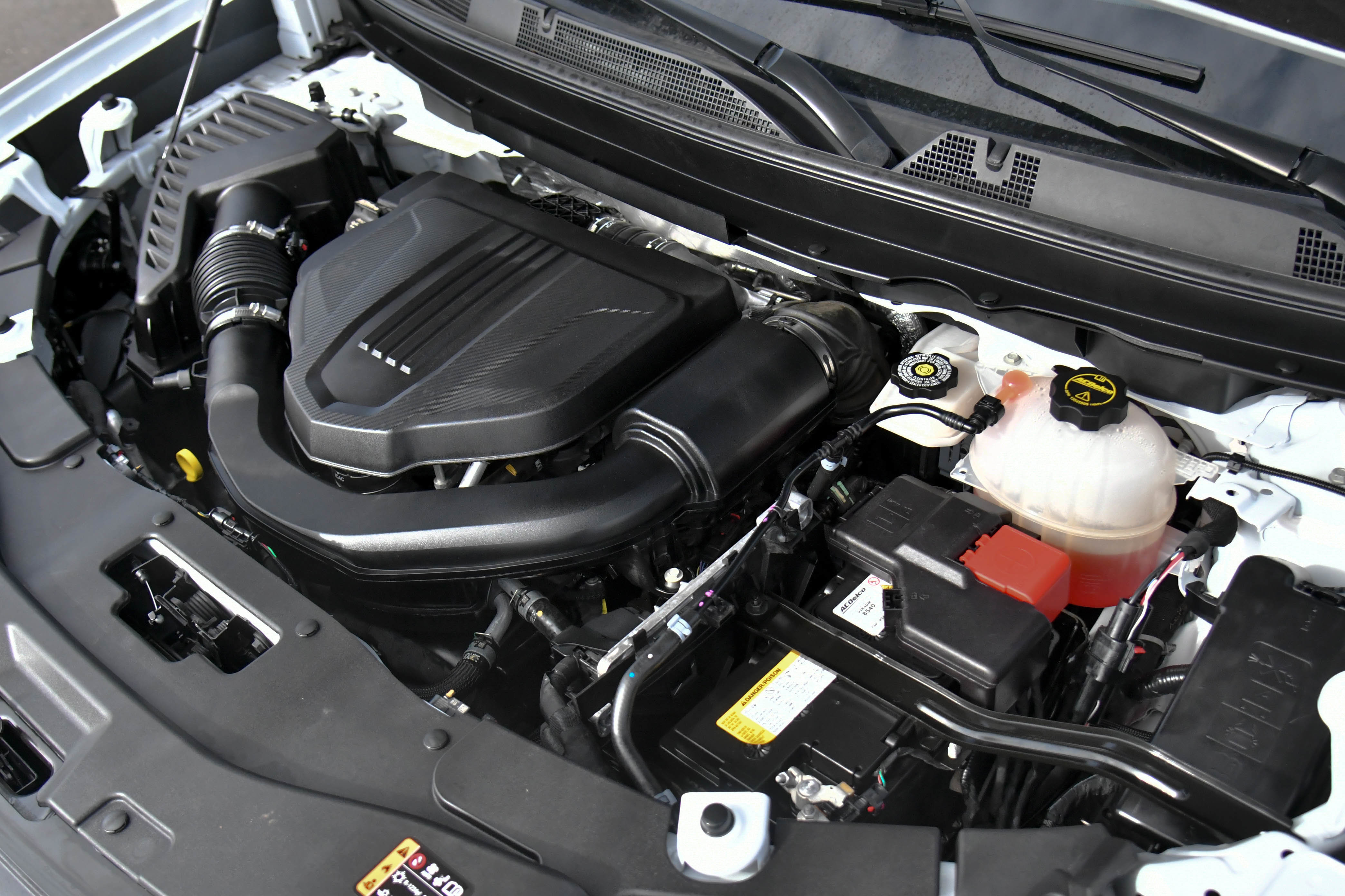 Used 2024 GMC Acadia Elevation image 57