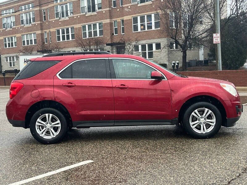 Used 2013 Chevrolet Equinox LT w/ Driver Convenience Package image 2