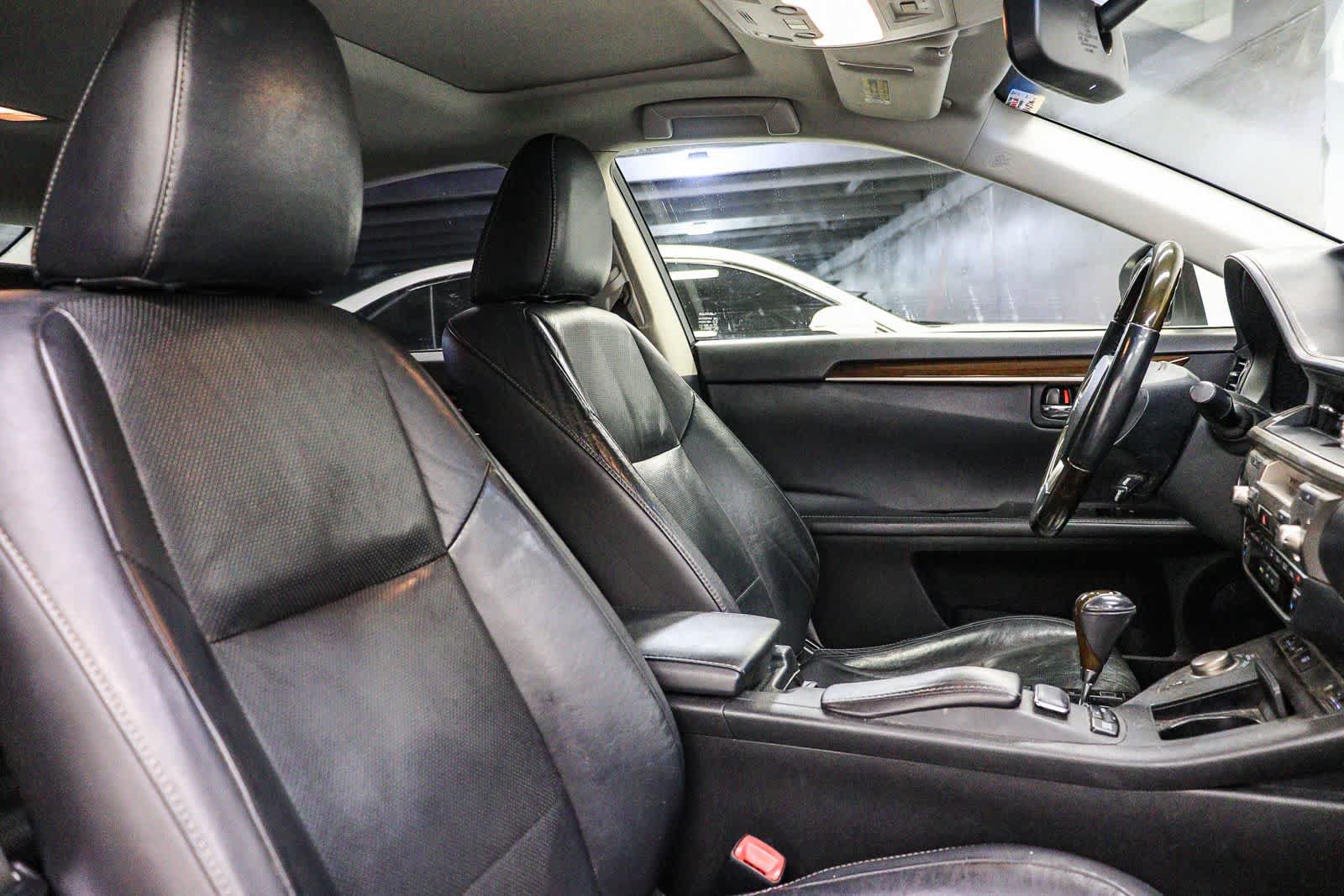 Used 2014 Lexus ES 350 w/ Luxury Package FWD image 17