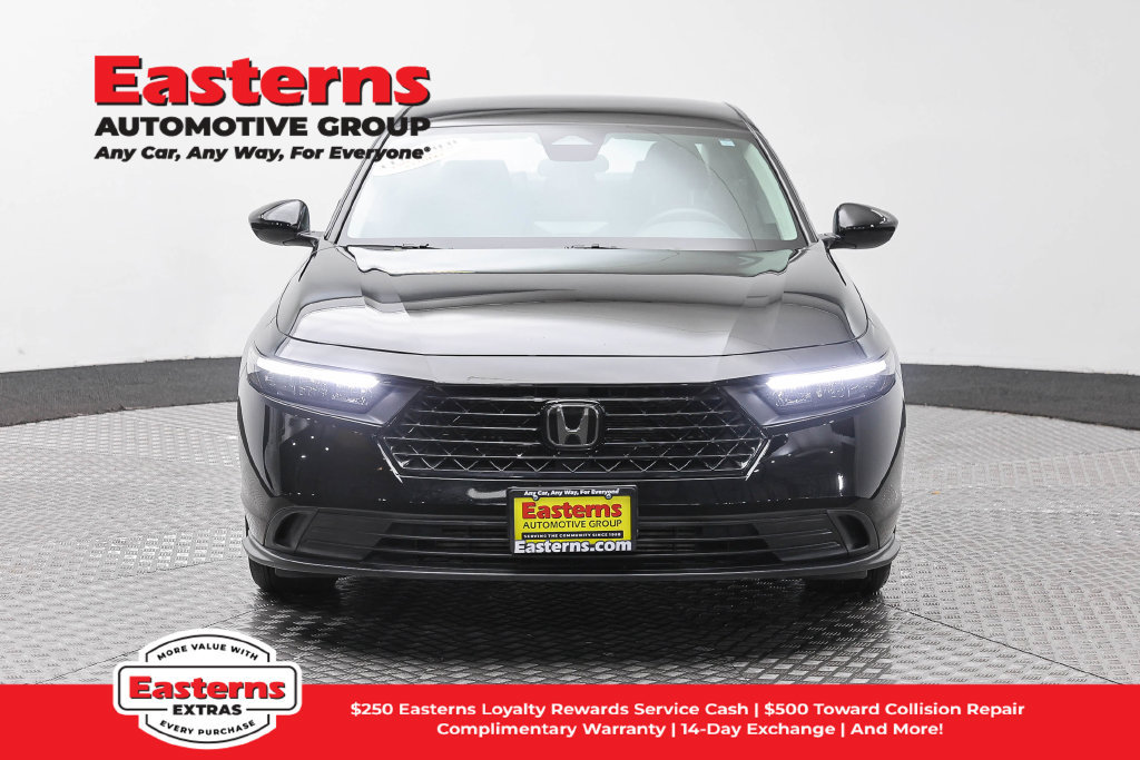 Used 2025 Honda Accord LX image 3
