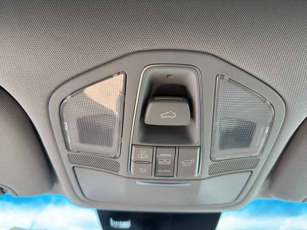 Used 2019 Hyundai Santa Fe XL AWD/4WD image 22