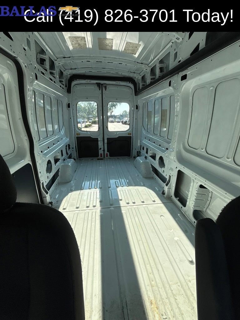Used 2017 Ford Transit 350 148 High Roof RWD image 12