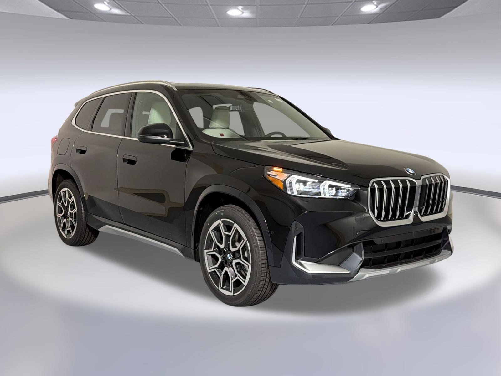 New 2026 BMW X1 xDrive28i w/ Technology Package AWD/4WD image 7