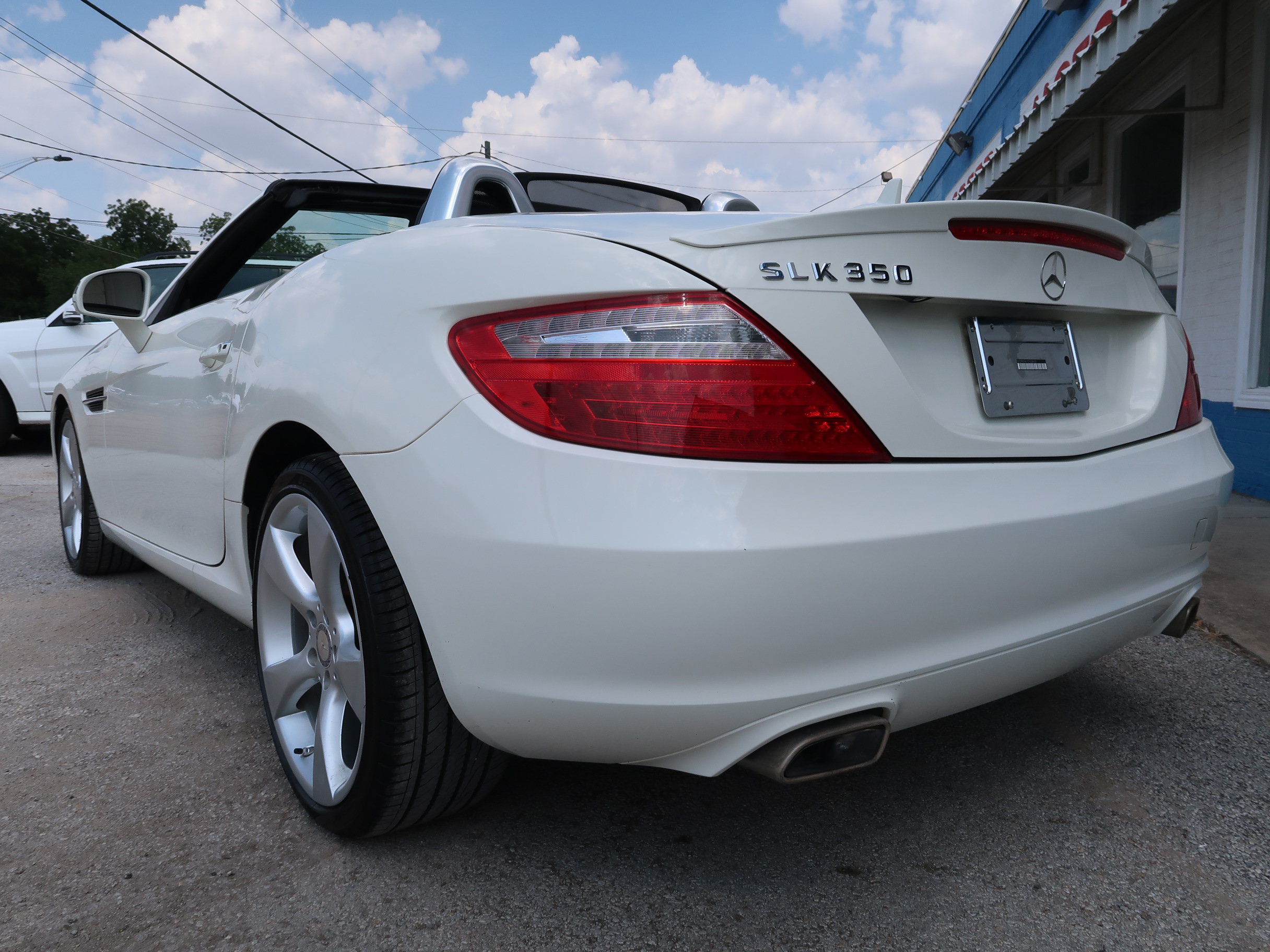 Used 2012 Mercedes-Benz SLK 350 image 7