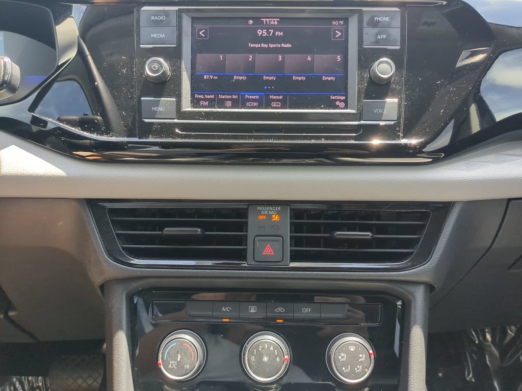 Certified 2023 Volkswagen Taos S FWD image 19