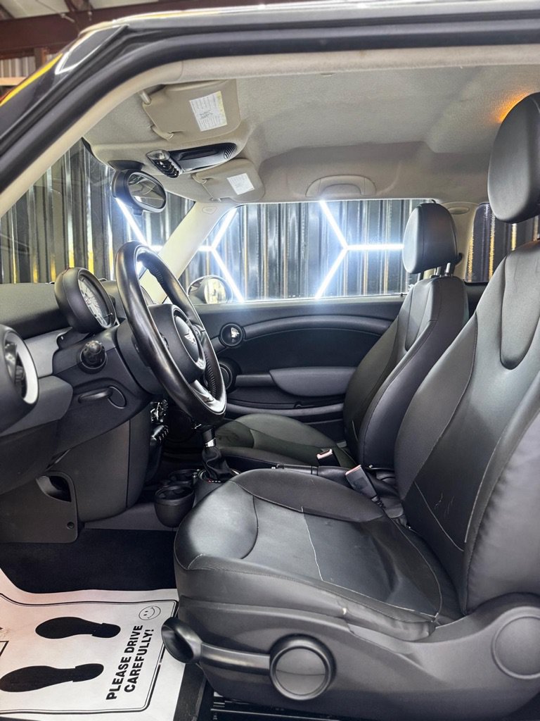 Used 2011 MINI Cooper Hardtop FWD image 20