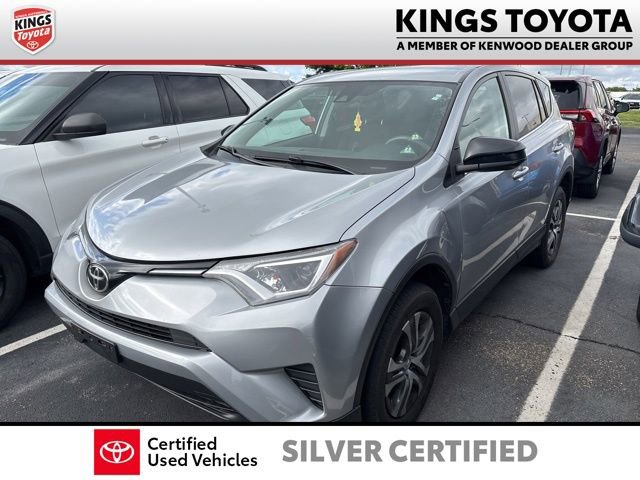 Used 2018 Toyota RAV4 LE w/ All Weather Liner Package FWD image 4
