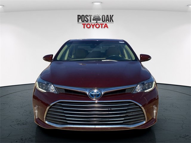 Used 2017 Toyota Avalon Limited image 2