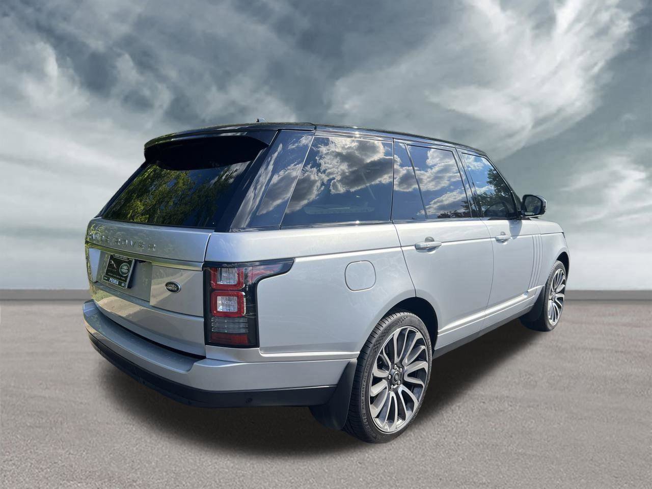 Used 2016 Land Rover Range Rover HSE AWD/4WD image 5