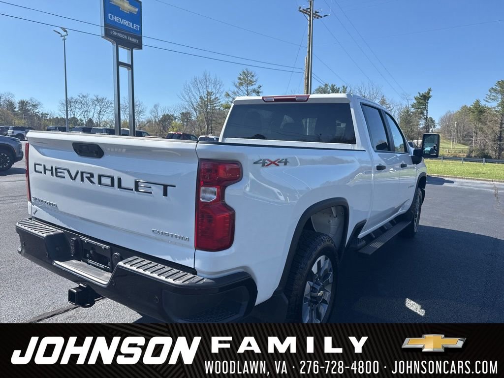 Used 2025 Chevrolet Silverado 2500 Custom w/ Custom Value Package image 7