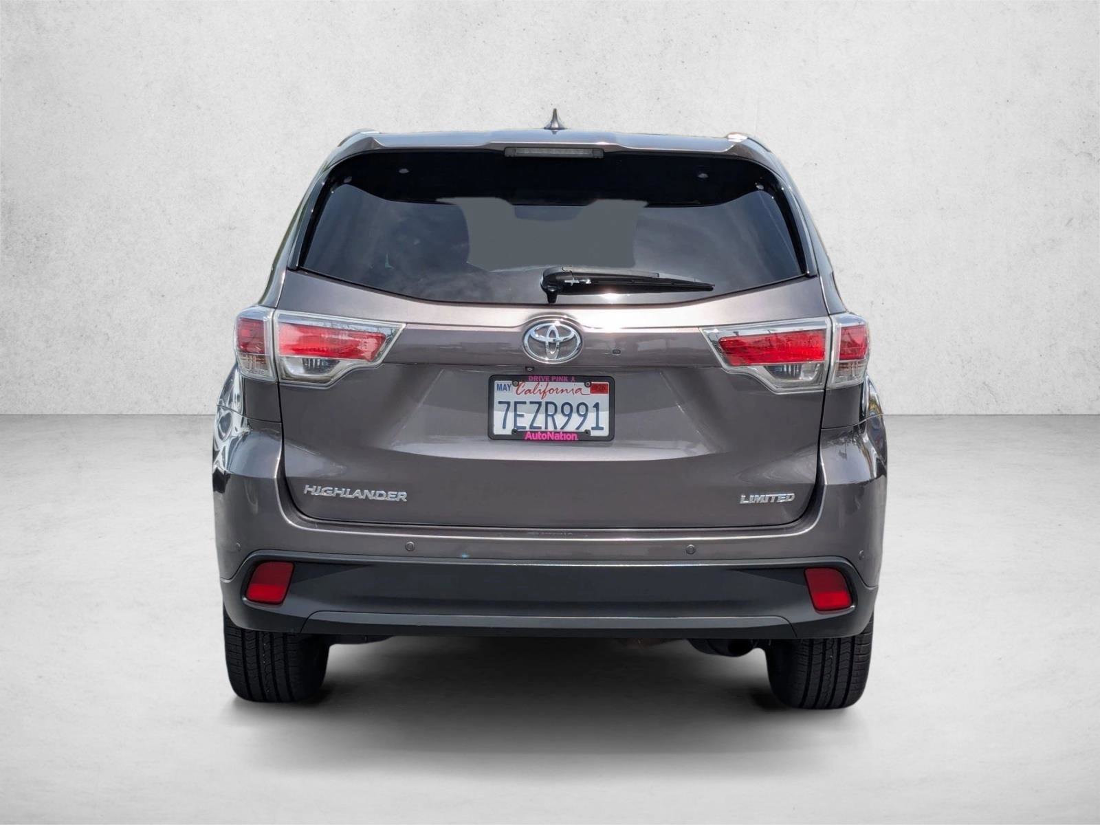 Used 2014 Toyota Highlander Limited Platinum FWD image 7
