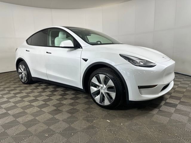 Used 2021 Tesla Model Y 2WD image 2