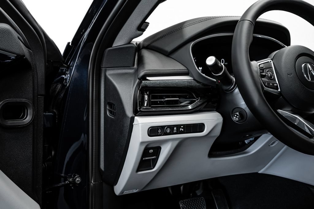 Certified 2026 Acura MDX FWD w/ Technology Package image 11