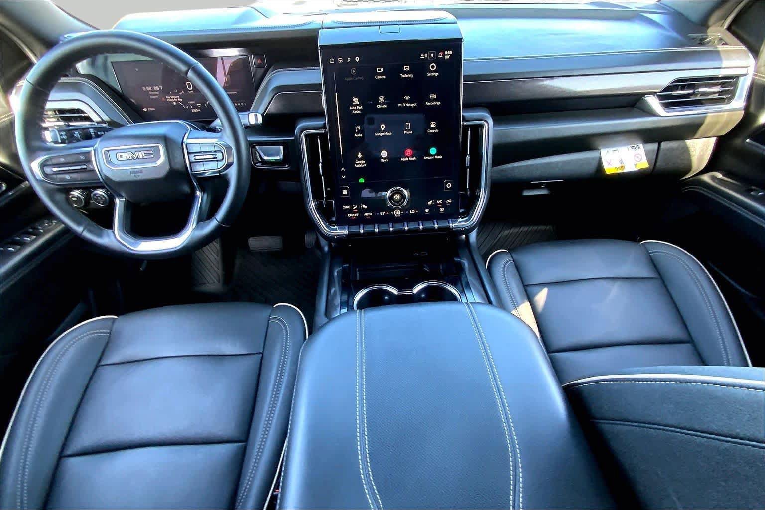 Used 2026 GMC Yukon Elevation RWD image 14
