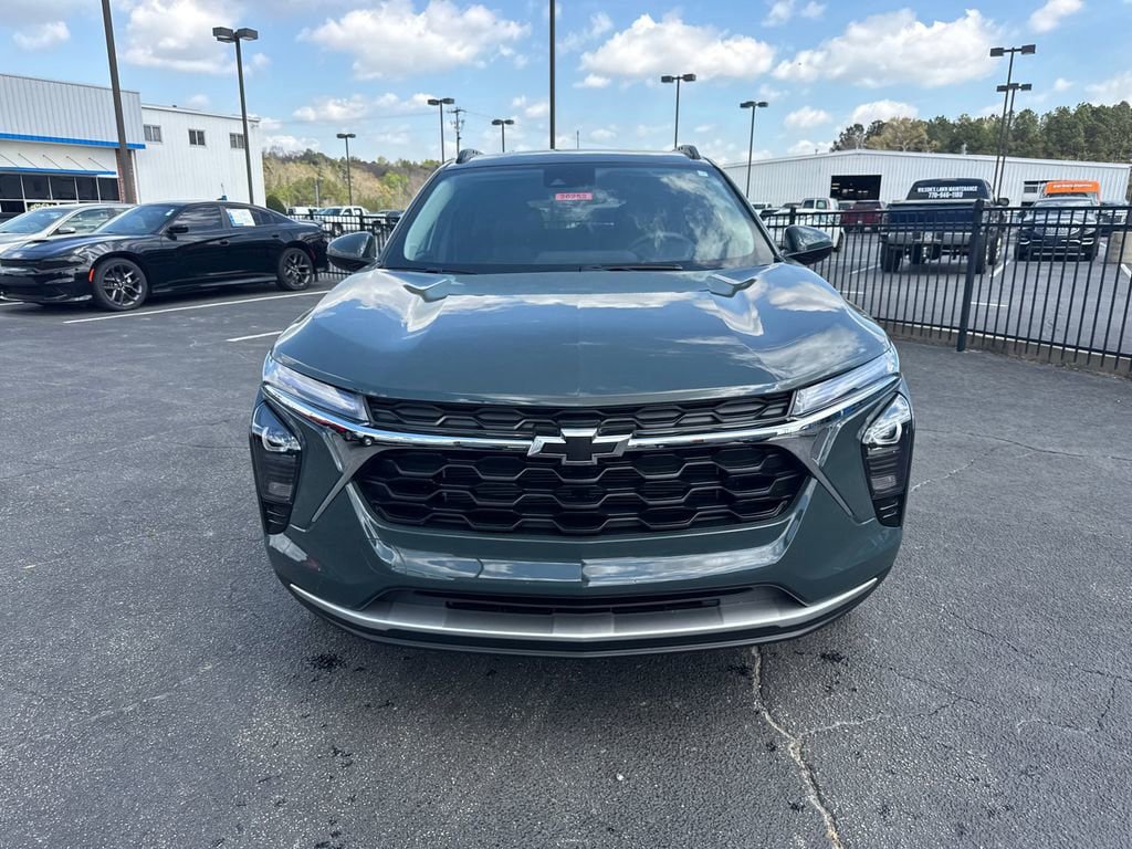 New 2026 Chevrolet Trax LT w/ Driver Confidence Package image 3