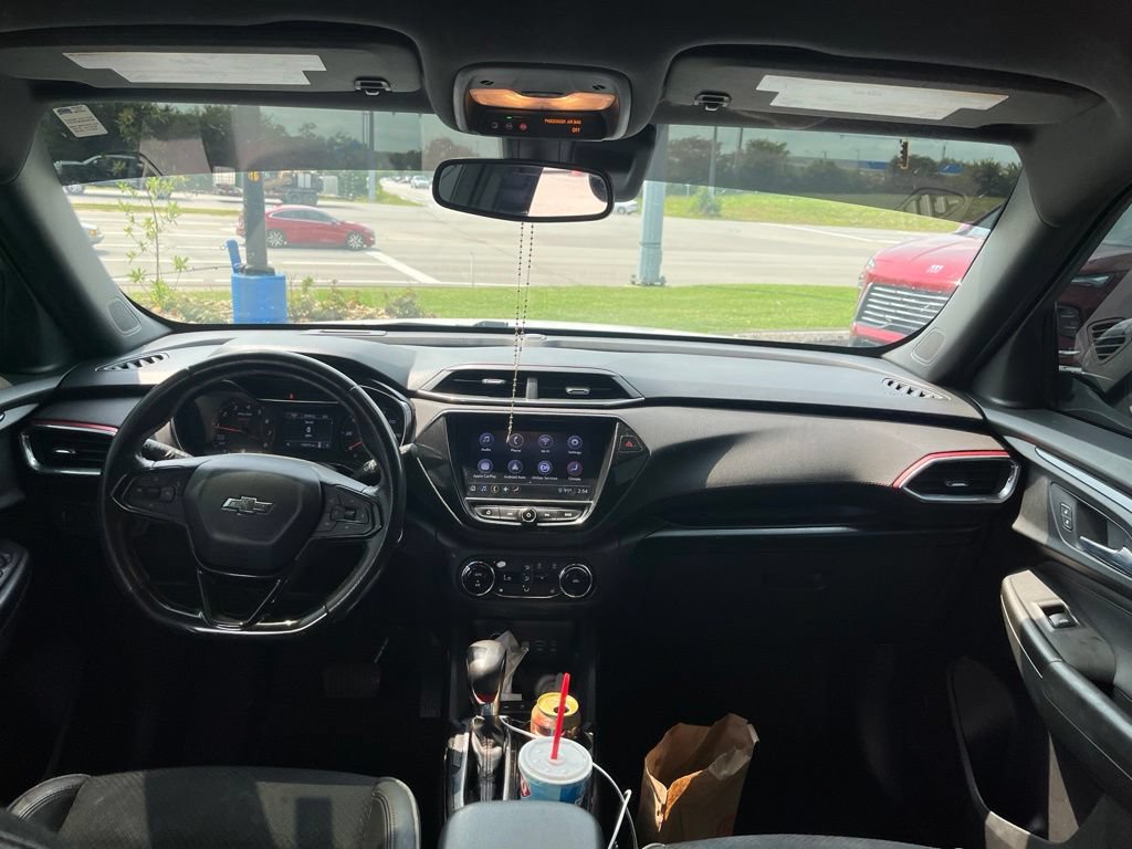 Used 2021 Chevrolet TrailBlazer RS w/ Convenience Package FWD image 5
