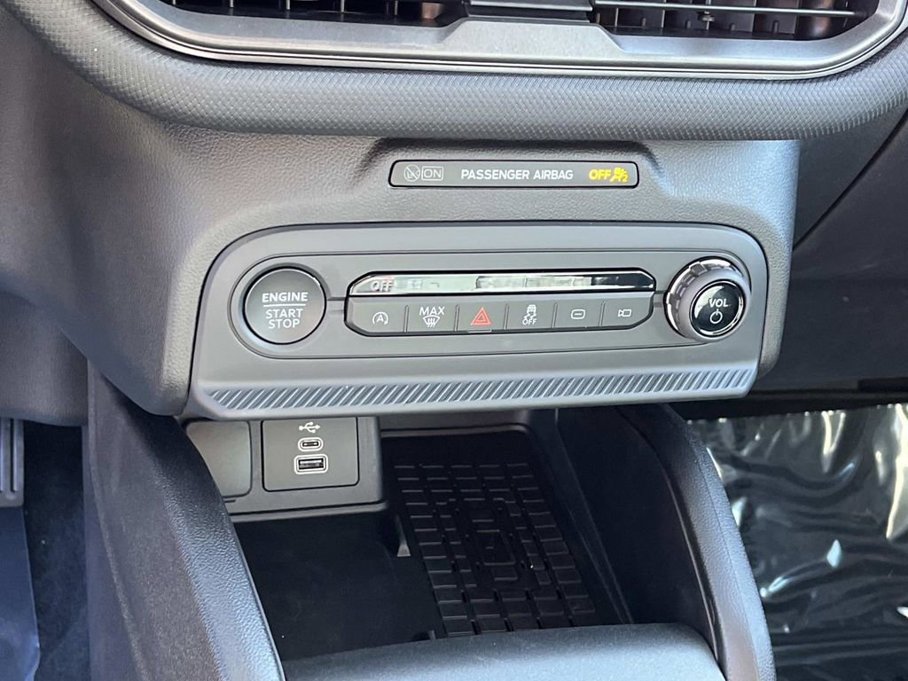 Used 2025 Ford Bronco Sport Heritage w/ Convenience Package image 31