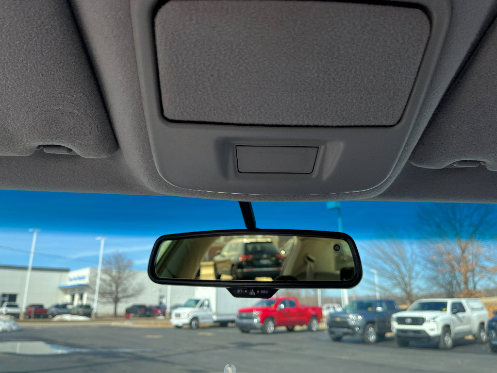 Used 1993 Cadillac Fleetwood Sedan RWD image 18