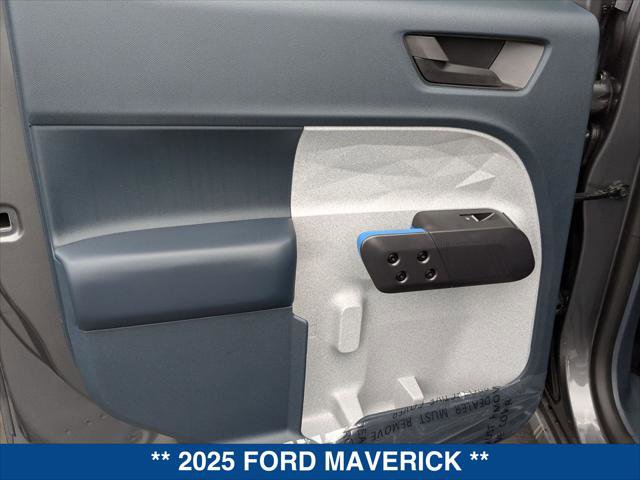 New 2025 Ford Maverick XLT w/ XLT Luxury Package image 18