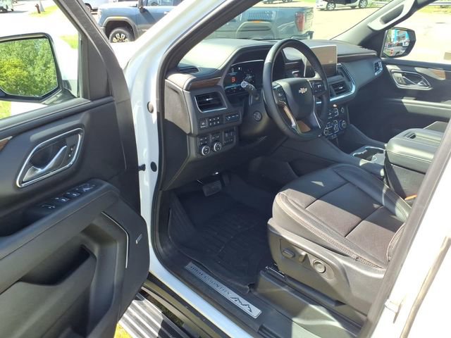 Used 2023 Chevrolet Suburban High Country AWD/4WD image 10