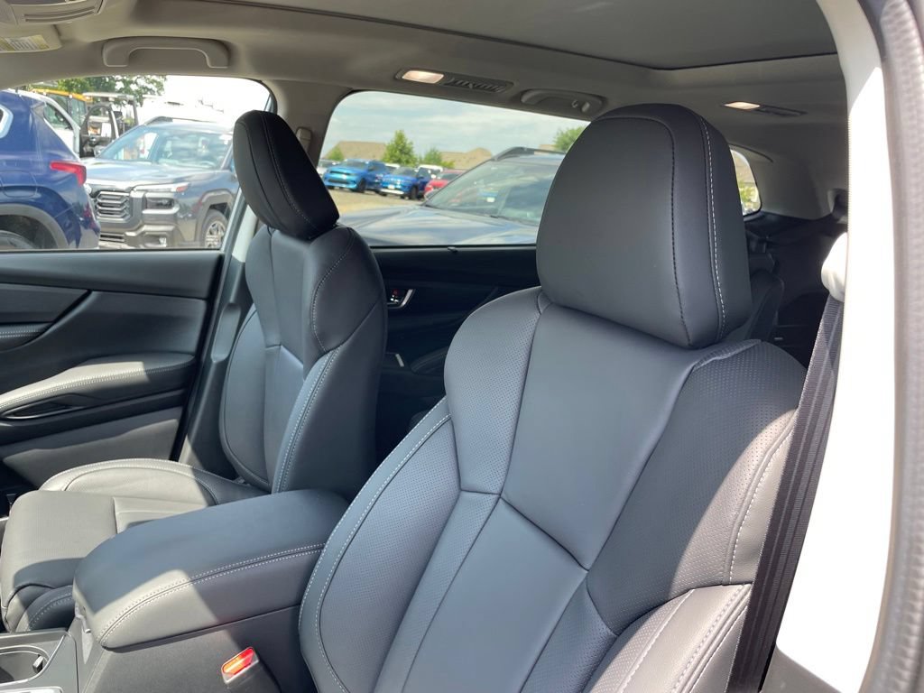 New 2026 Subaru Ascent Limited AWD/4WD image 10