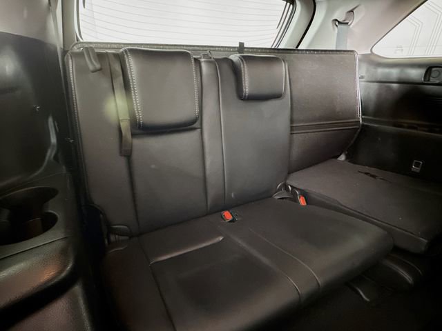 Used 2017 Toyota Highlander SE image 27