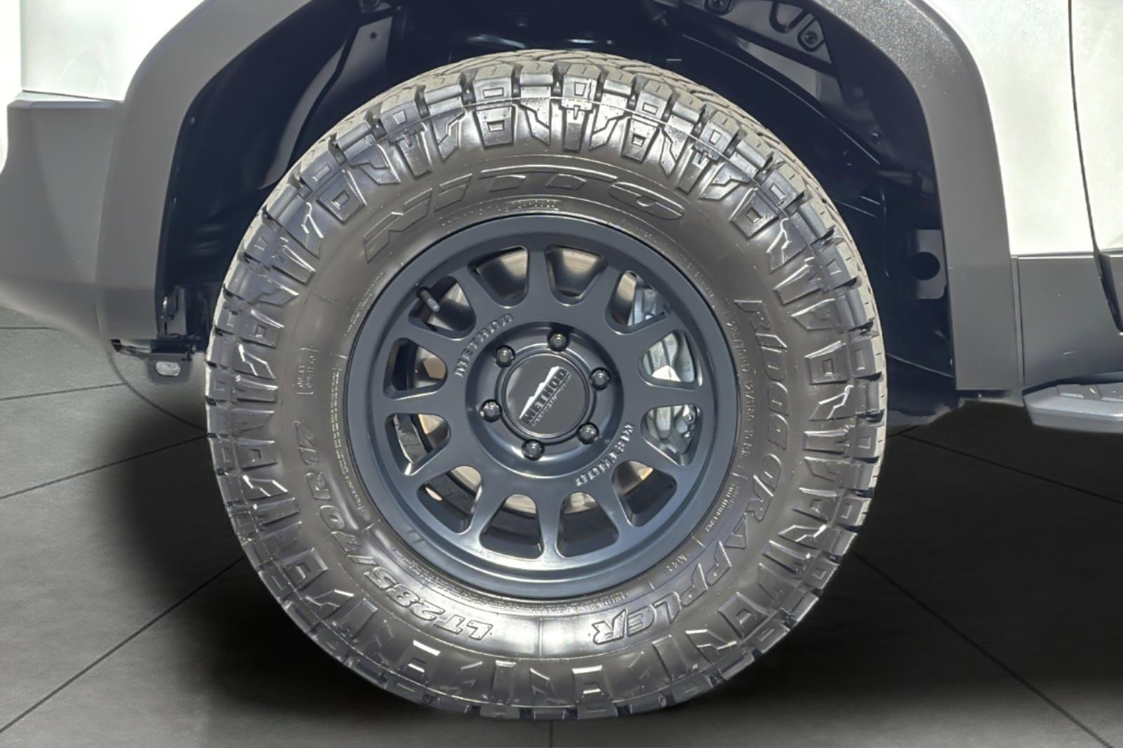 Certified 2025 Toyota Land Cruiser image 25