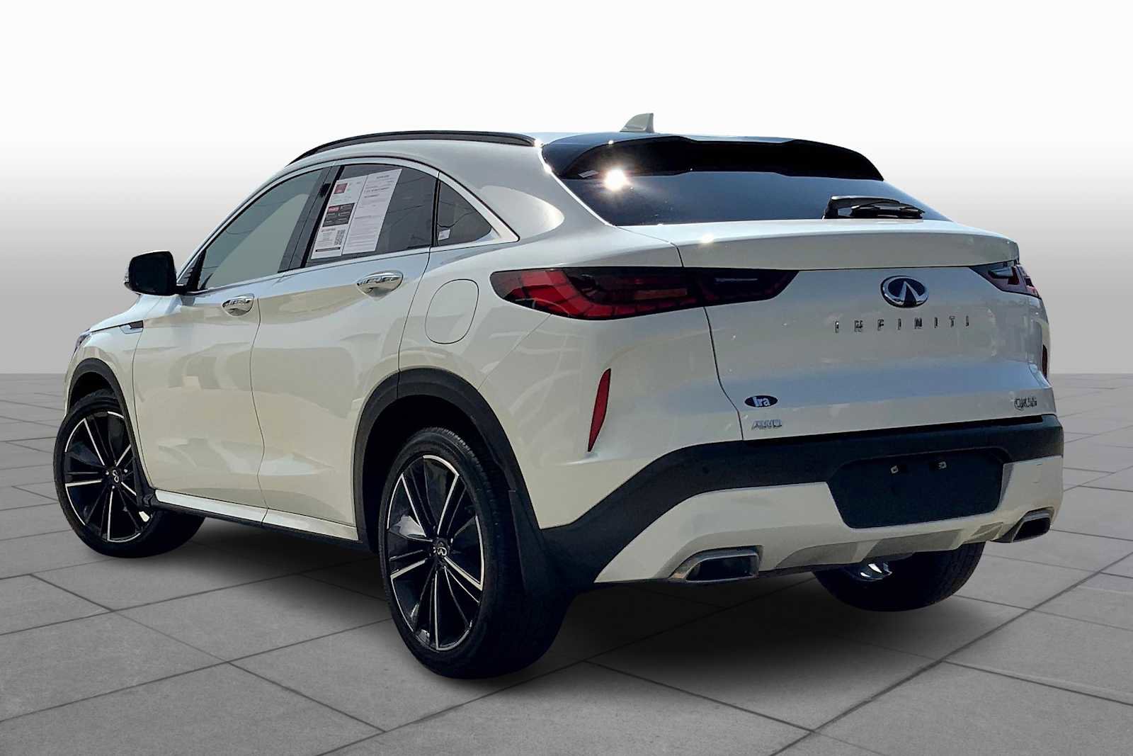 Used 2023 INFINITI QX55 Luxe w/ Cargo Package image 11