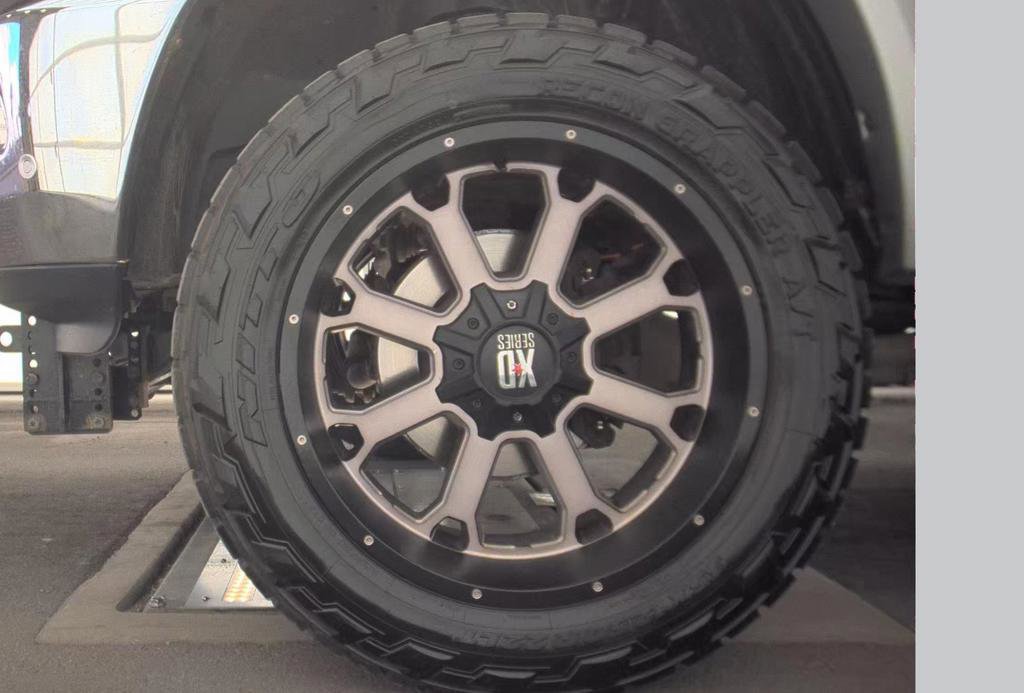 Used 2017 RAM 2500 Laramie AWD/4WD image 10