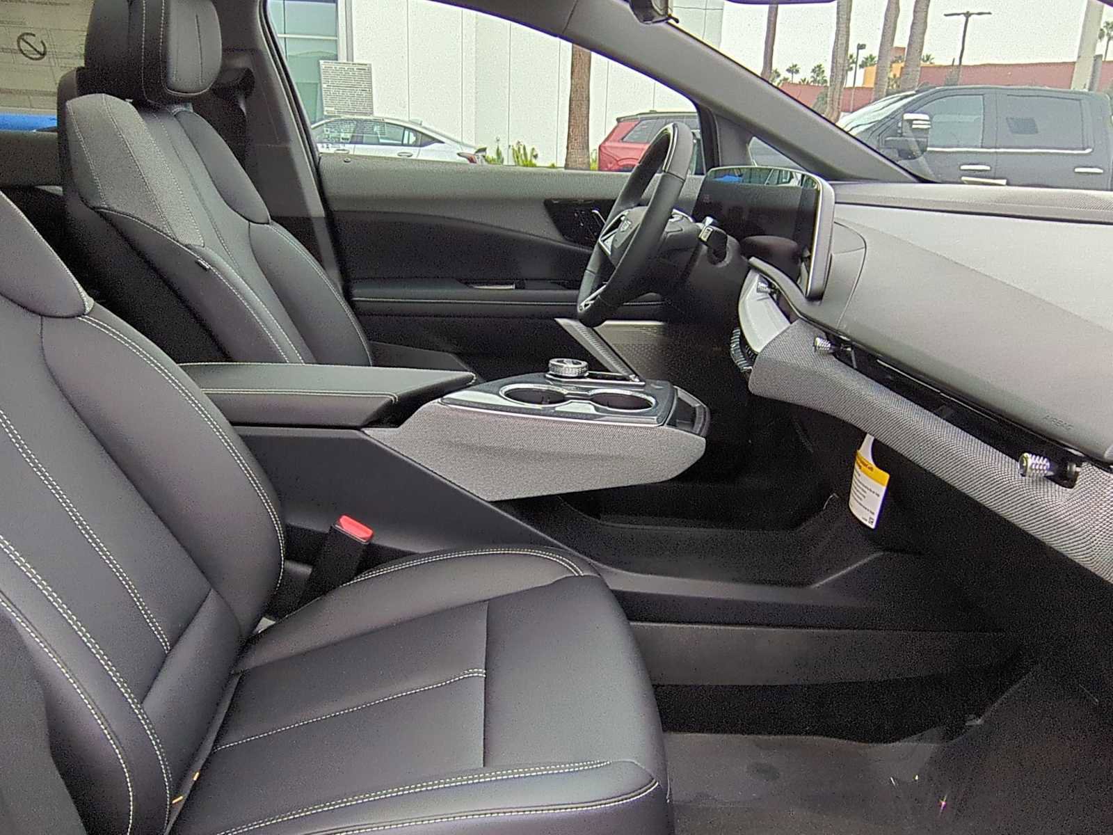 New 2025 Cadillac Optiq Sport 1 image 27