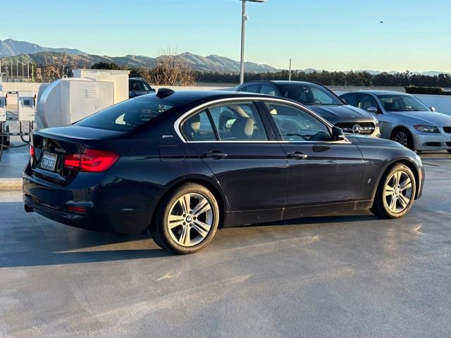 Used 2017 BMW 330e image 3