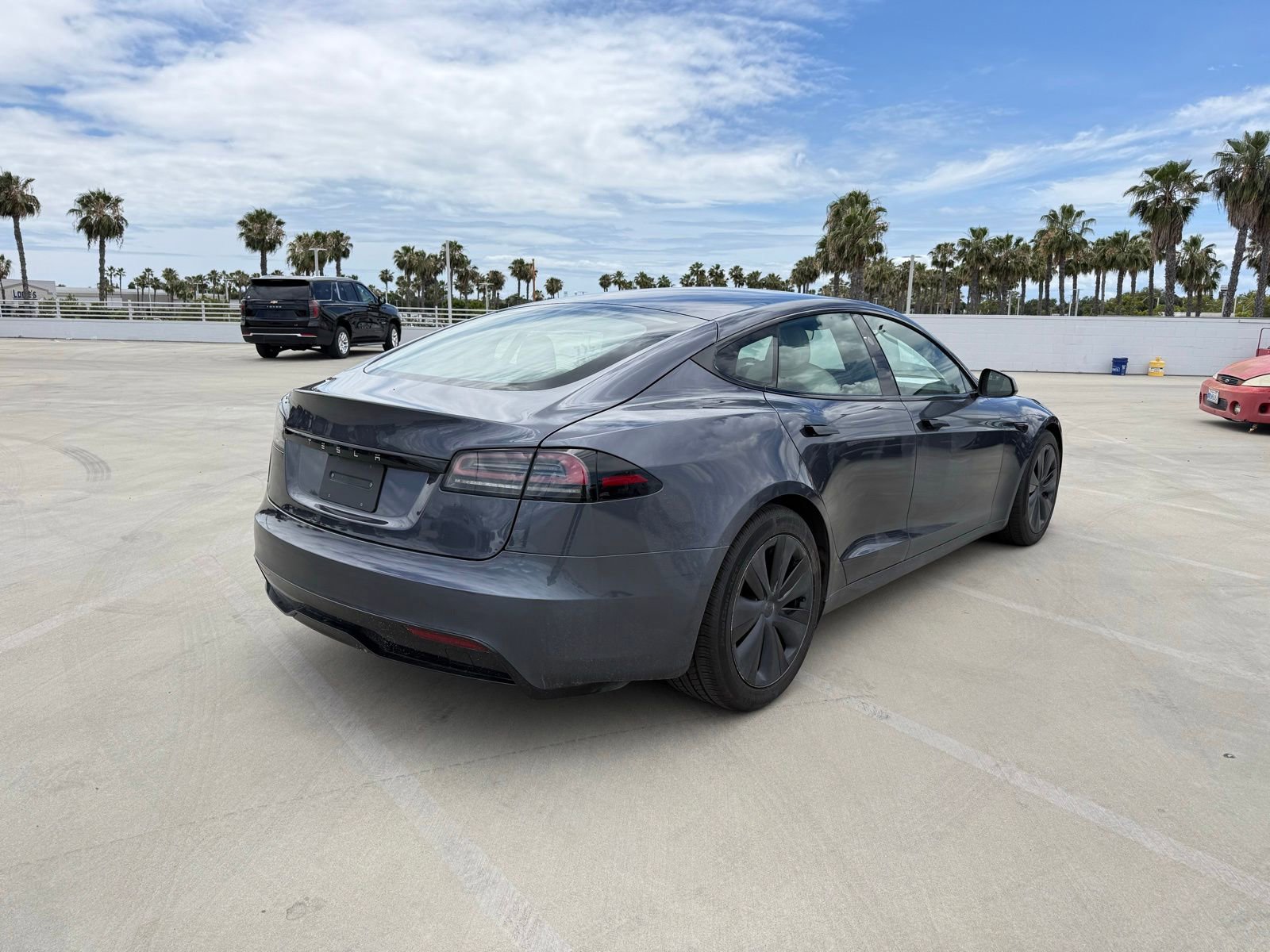 Used 2023 Tesla Model S Standard Range AWD/4WD image 3