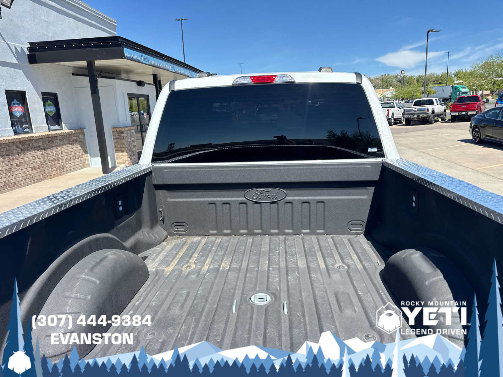Used 2024 Ford F350 XLT w/ FX4 Off-Road Package AWD/4WD image 12