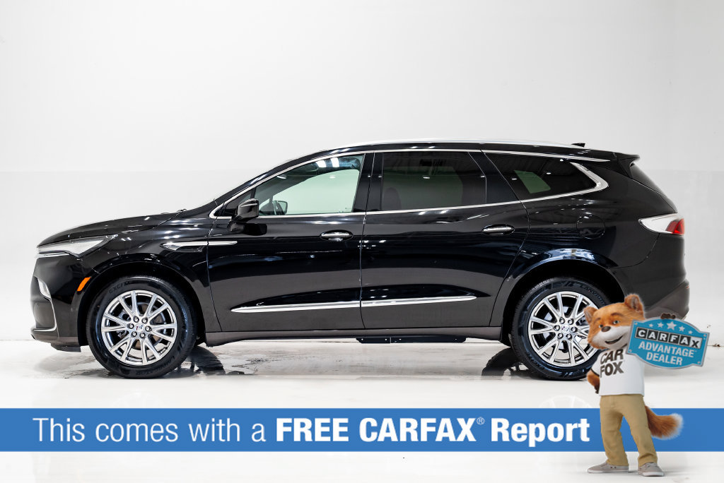 Used 2023 Buick Enclave Essence w/ Experience Buick Package FWD image 2