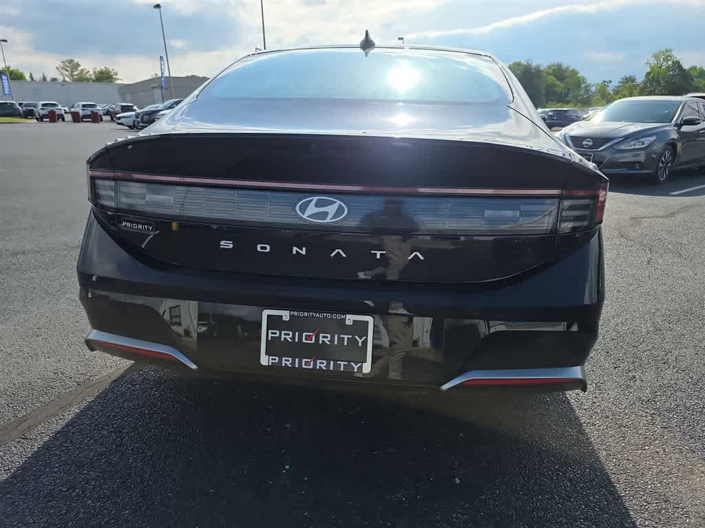 Used 2024 Hyundai Sonata SEL FWD image 8