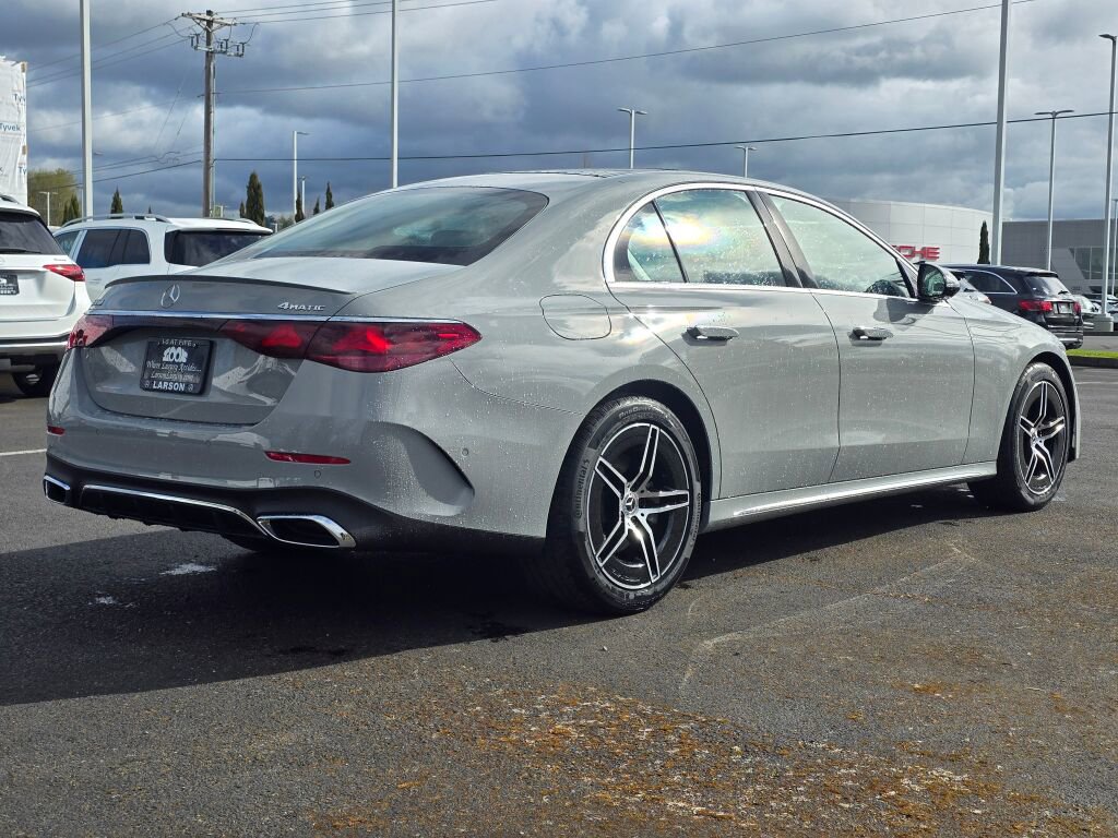 New 2026 Mercedes-Benz E 350 4MATIC Sedan image 6