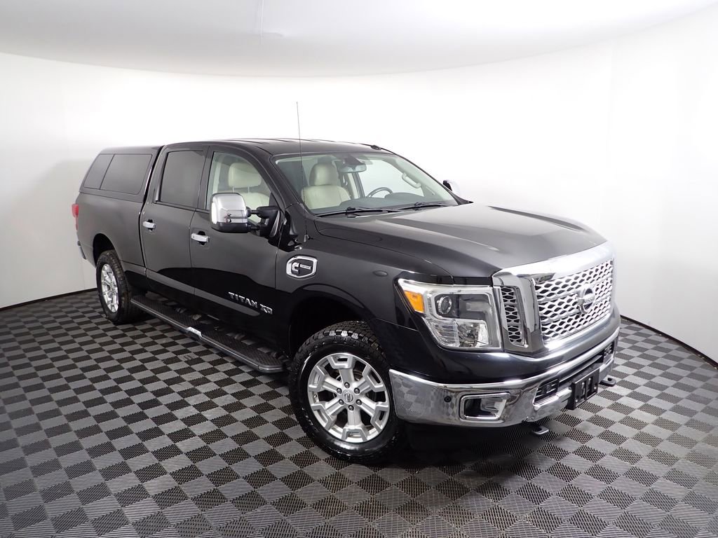 Used 2016 Nissan Titan SL image 6