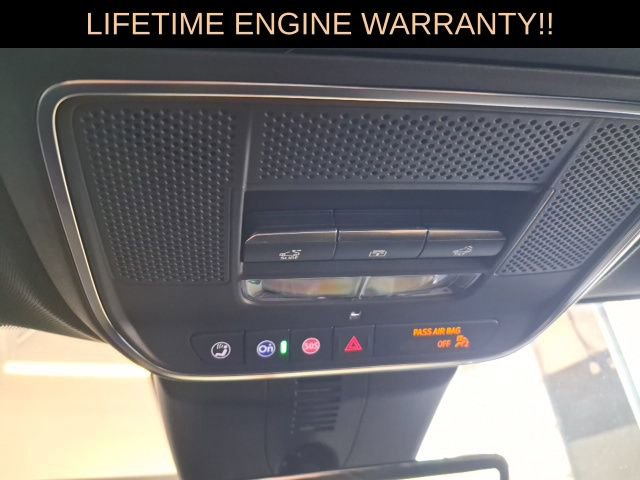 Used 2025 Buick Enclave Avenir w/ Super Cruise Package image 16